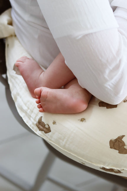 Almohada de lactancia That's Mine Abejas y osos