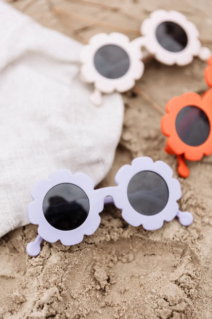 Baby Dutch Baby Zonnebril Flower Lila koop je bij Babywinkel