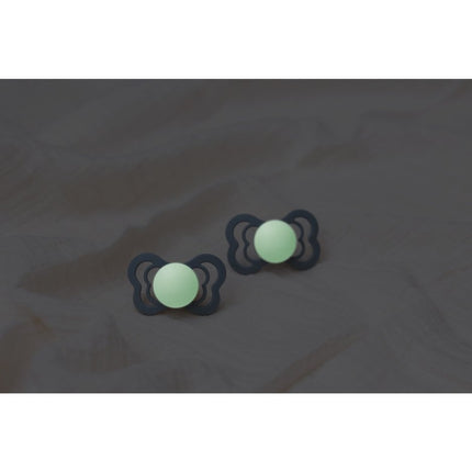 BIBS Speen Maat 1 Blush Night Supreme Silicone - BIBS - Babywinkel - 5713795223589