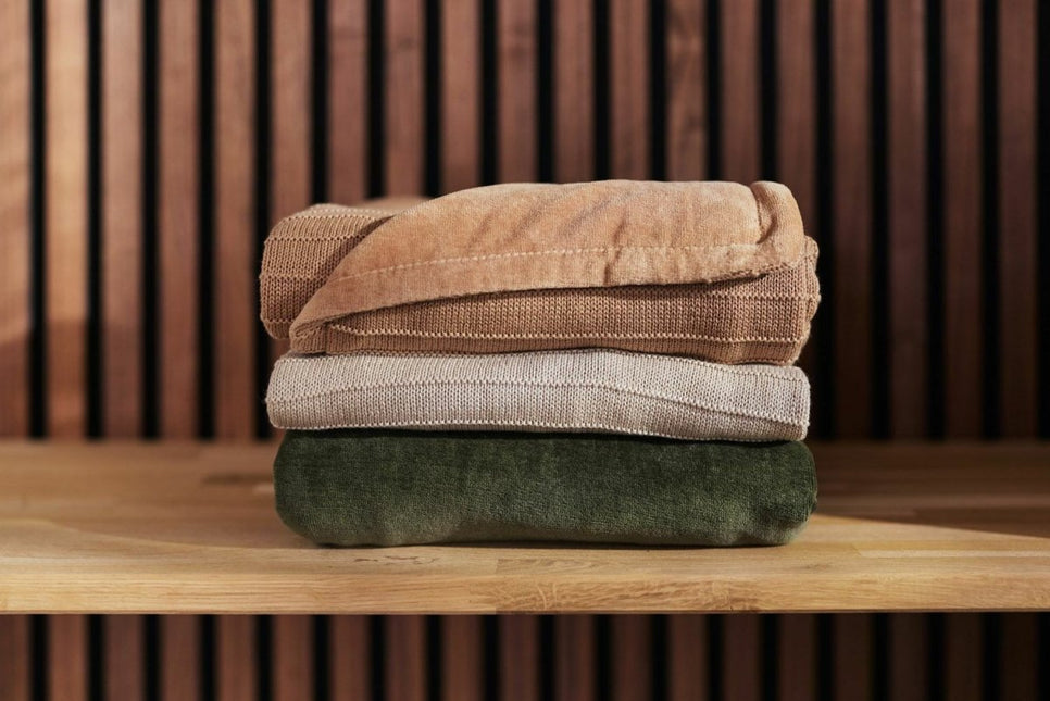 Jollein Wiegdeken Basic Knit Biscuit/Fleece 75X100Cm koop je bij Babywinkel
