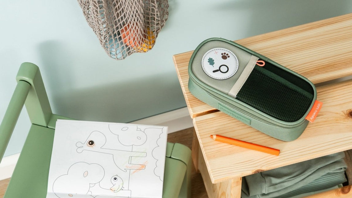 Done By Deer Pennen Etui Tiny Trails Green koop je bij Babywinkel