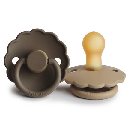 Frigg Speen Maat 1 Daisy Croissant/Portobello Latex 2 - Pack - Frigg - Babywinkel - 5715239214177