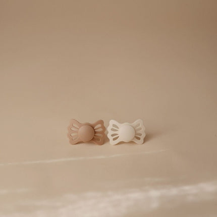 Frigg Speen Maat 2 Lucky Silky Satin/Cream Silicone 2 - Pack - Frigg - Babywinkel - 5715239022321