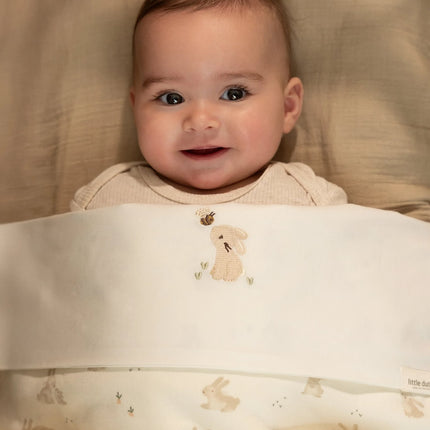 <tc>Little Dutch</tc> Toalla de cuna Conejito Blanco Bordado