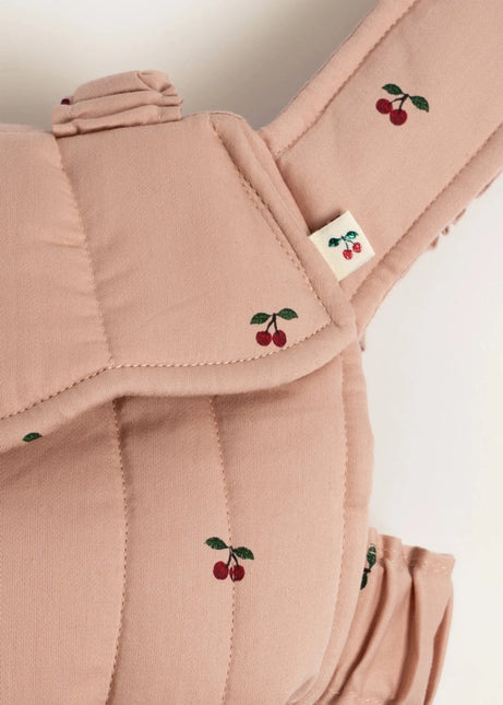 Konges Sløjd Poppendraagzak Cherry koop je bij Babywinkel