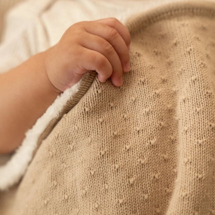 Ledikantdeken gebreid/fleece - Pure Soft Beige - Babywinkel - 8721122584354