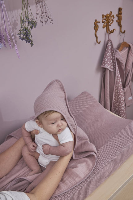 Meyco Aankleedkussenhoes Mini Relief Lilac koop je bij Babywinkel