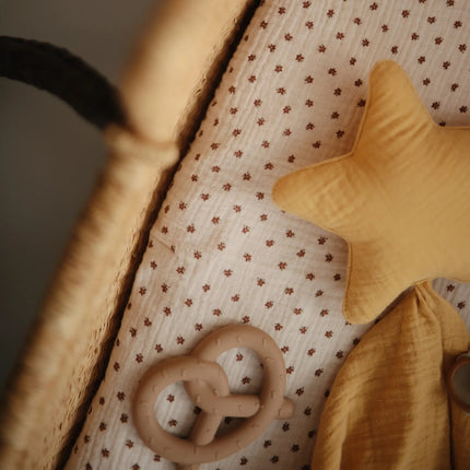 Mushie Bijtring Pretzel Natural - Mushie - Babywinkel - 810052464664
