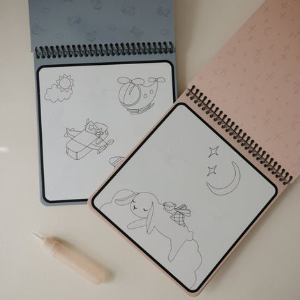 Mushie - Herbruikbaar Water Kleurboek Voertuigen koop je bij Babywinkel