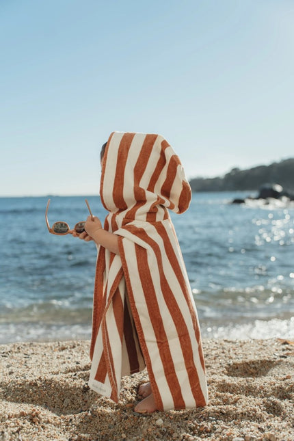 Strand poncho Ocean World Brown Stripe - One size koop je bij Babywinkel