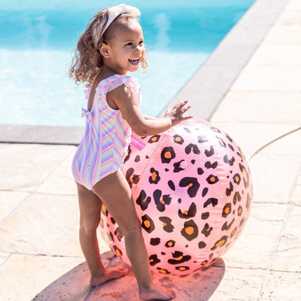 Swim Essentials Strandbal Met Sproeiers Panterprint 57Cm koop je bij Babywinkel